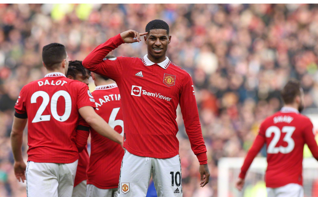 球场默契的 球场默契的